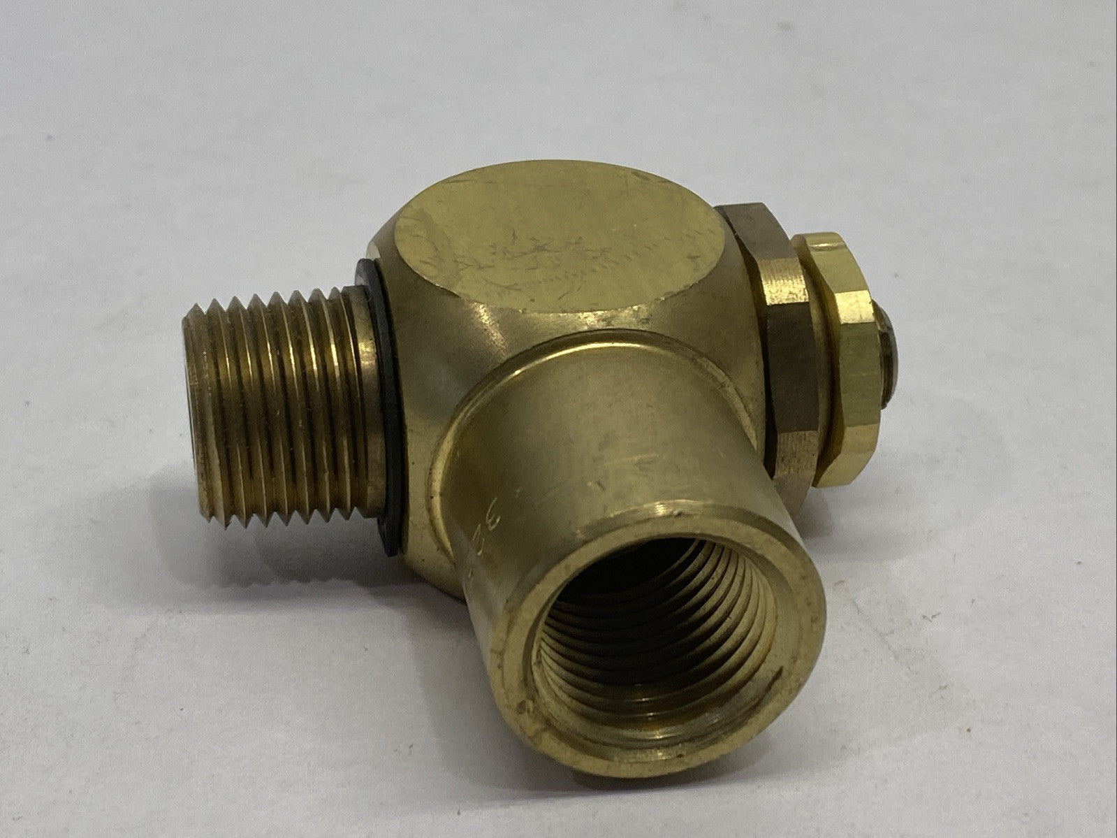 Parker 3251-0500 Flow Control Valve 1/2" NPT - Maverick Industrial Sales