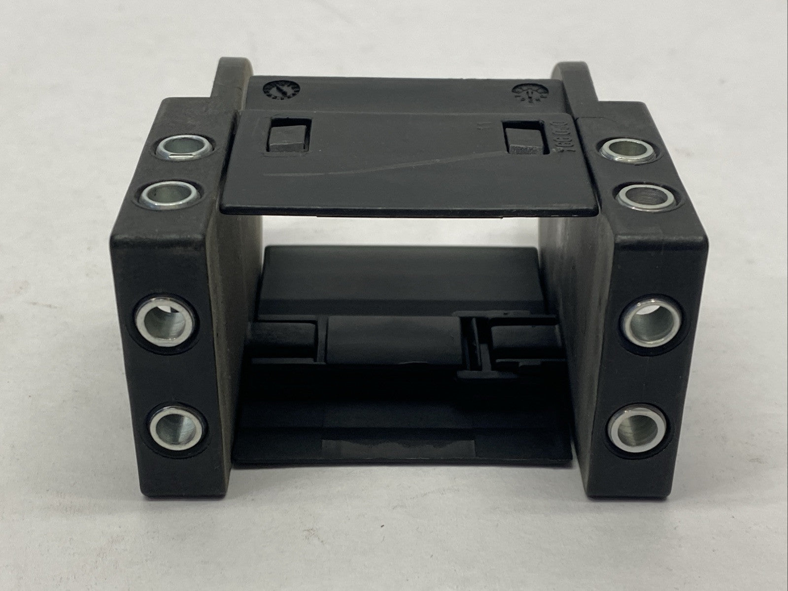 Igus 2220.20 Cable Carrier KMA Pivoting End Anchor Bracket - Maverick Industrial Sales