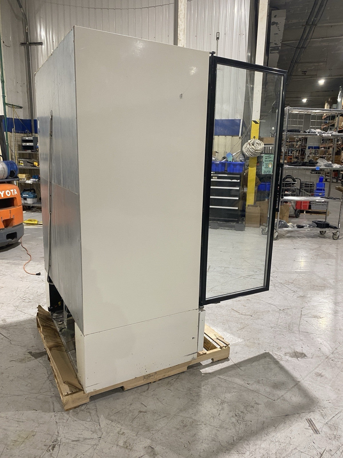 Master-Bilt BMG-48 2 Door Commercial Refrigerator Cooler. FOR PARTS OR REPAIR - Maverick Industrial Sales