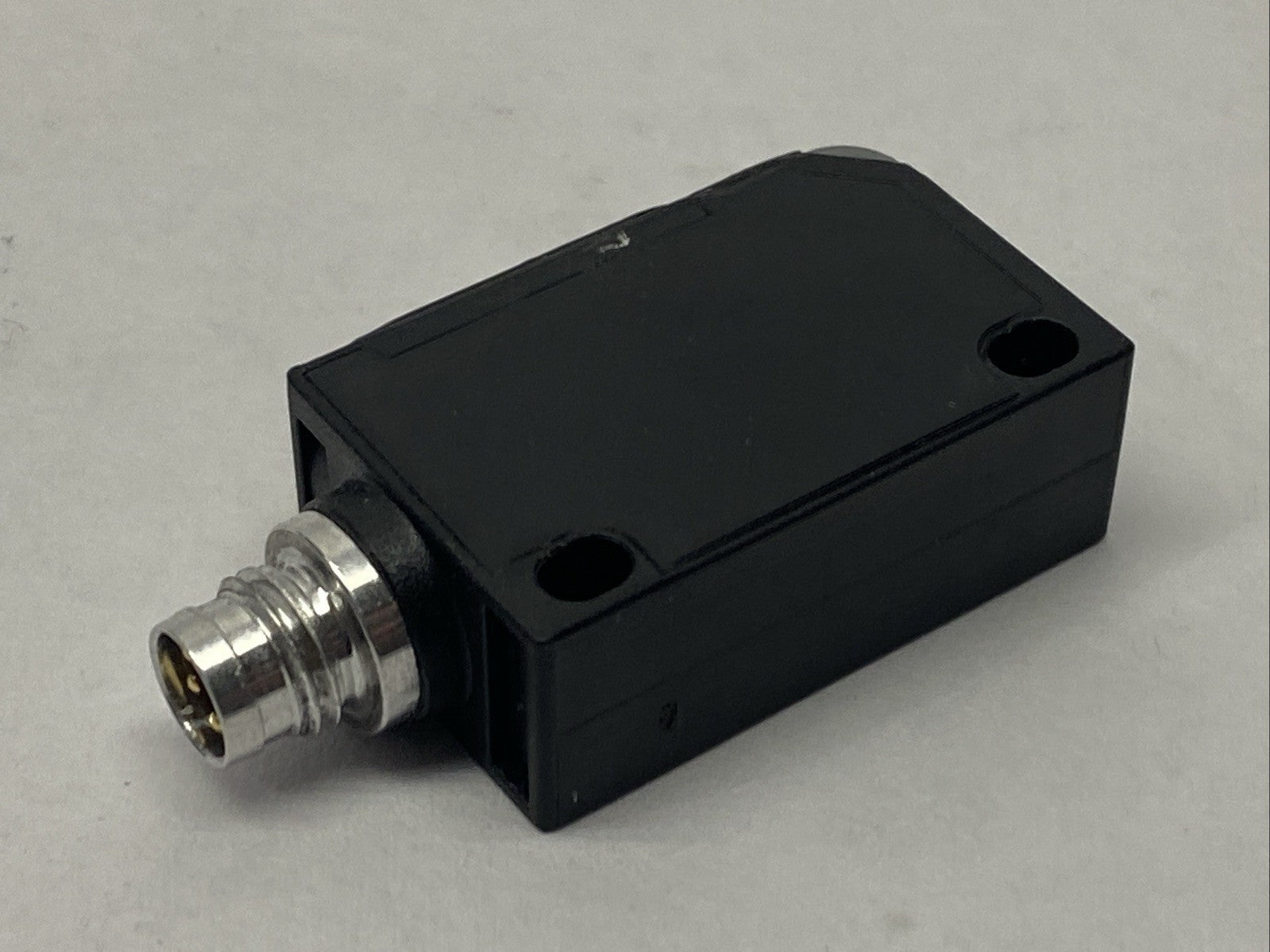 Balluff BUS004C Ultrasonic Sensor Male M8 4-Pin BUS R06K1-PPX-02/015-S75G - Maverick Industrial Sales