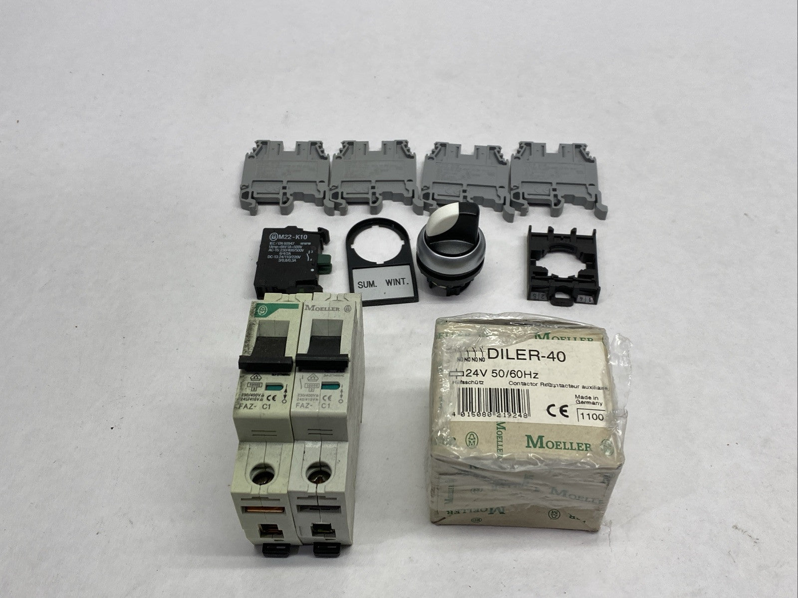 Moeller ML13141 2-Position Selector Switch Assembly w/ DILER-40 FAZ-C1 - Maverick Industrial Sales