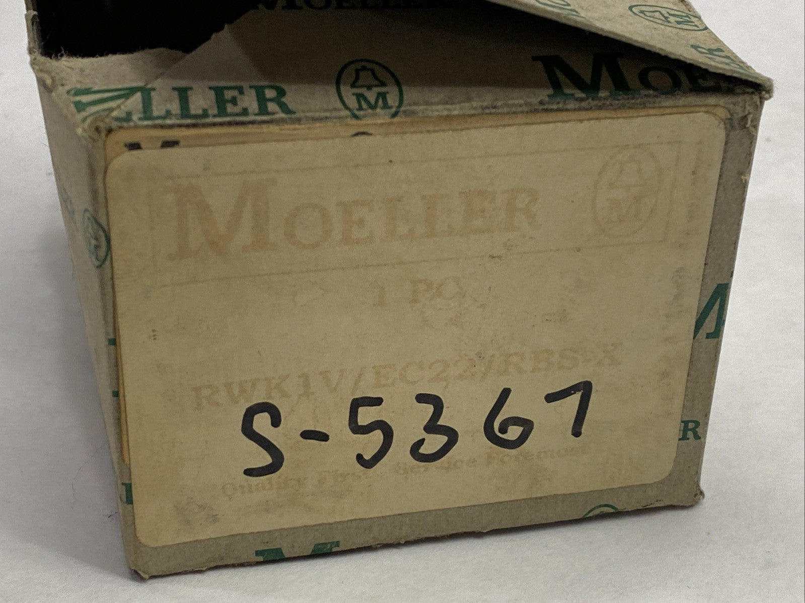 Moeller S-5367 2-Position Selector Switch Assembly Left / Right Black - Maverick Industrial Sales