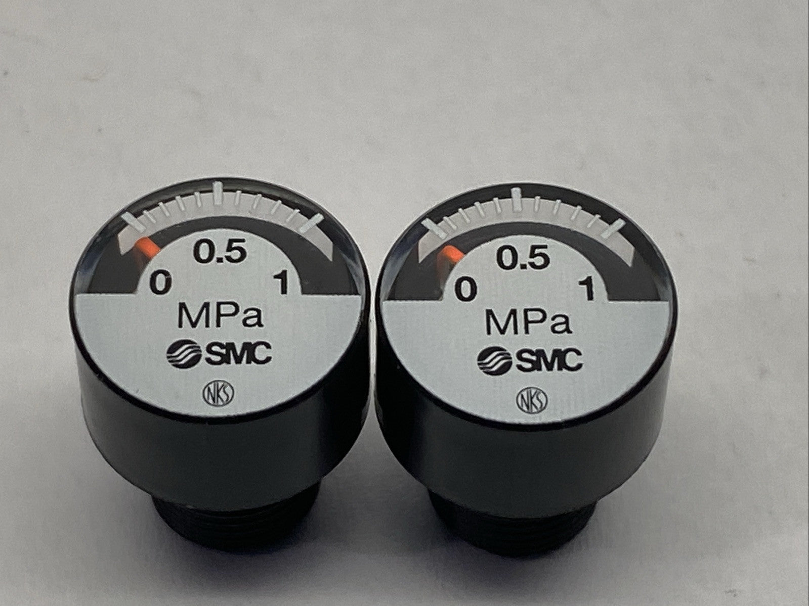 SMC G27-10-01 Pneumatic Pressure Gauge 0-1.0 MPa 1/8" LOT OF 2 - Maverick Industrial Sales