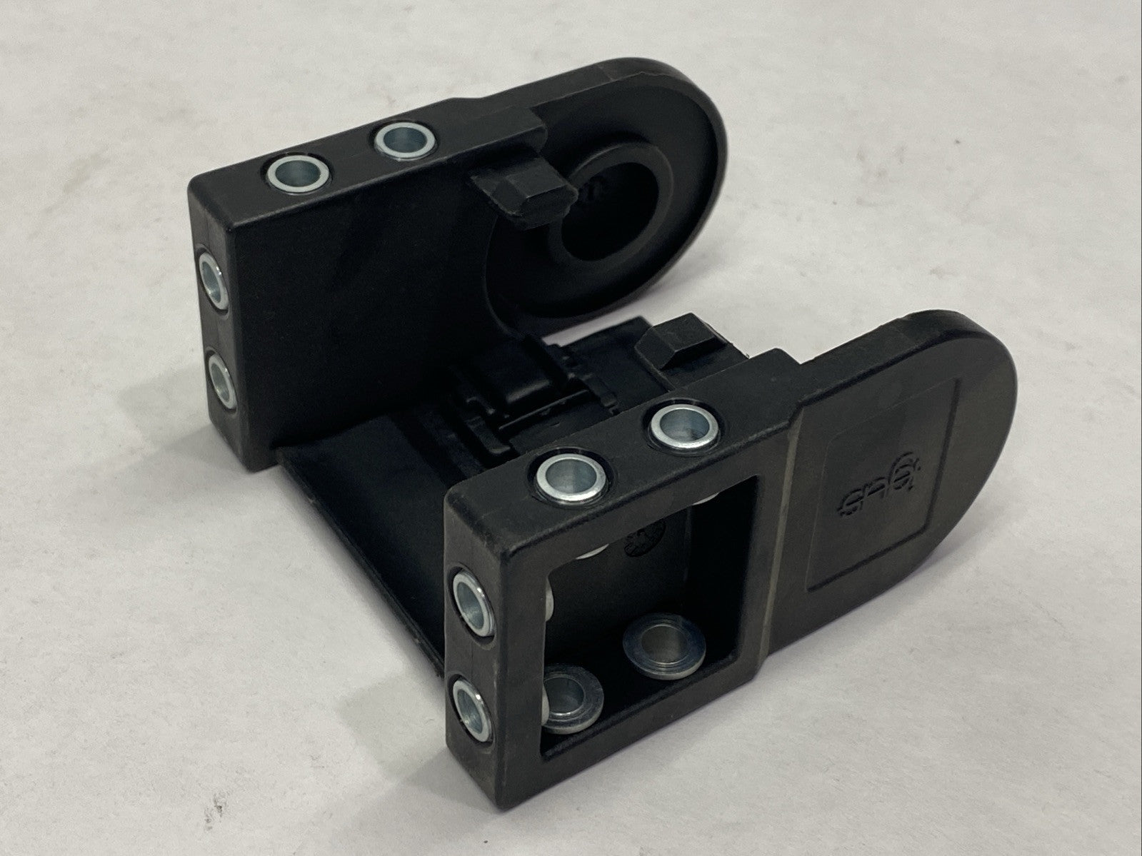 Igus 2220.10 Cable Carrier KMA Pivoting End Anchor Bracket - Maverick Industrial Sales