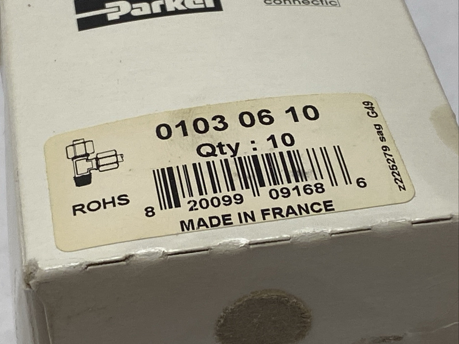 Parker 0103 06 10 Brass Compression Tee Fitting 6mm OD Tube LOT OF 8 - Maverick Industrial Sales