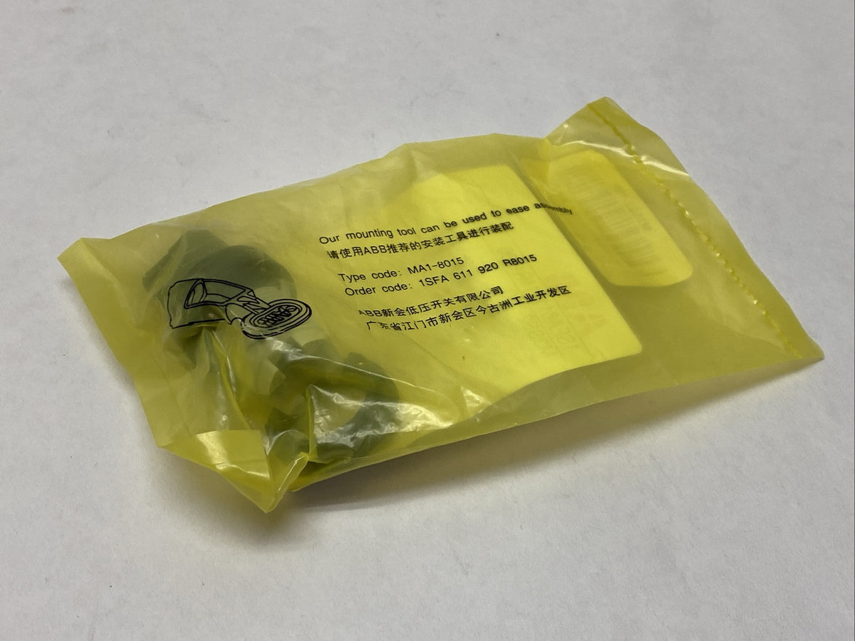 M3SS2-10B,1SFA611211R1006 | ABB M3SS2-10B Modular Selector Switch 3-Position Momentary - New - Maverick Industrial Sales