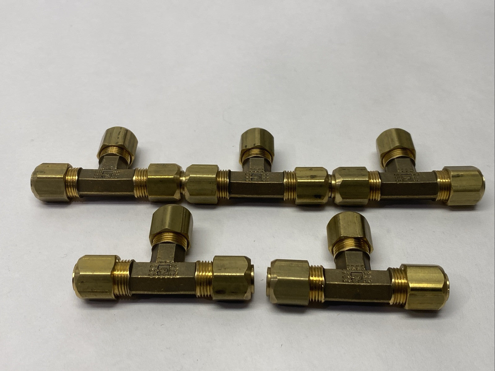 Parker JBMB8 Brass Compression Tee Fitting 8mm OD Tube LOT OF 5 - Maverick Industrial Sales