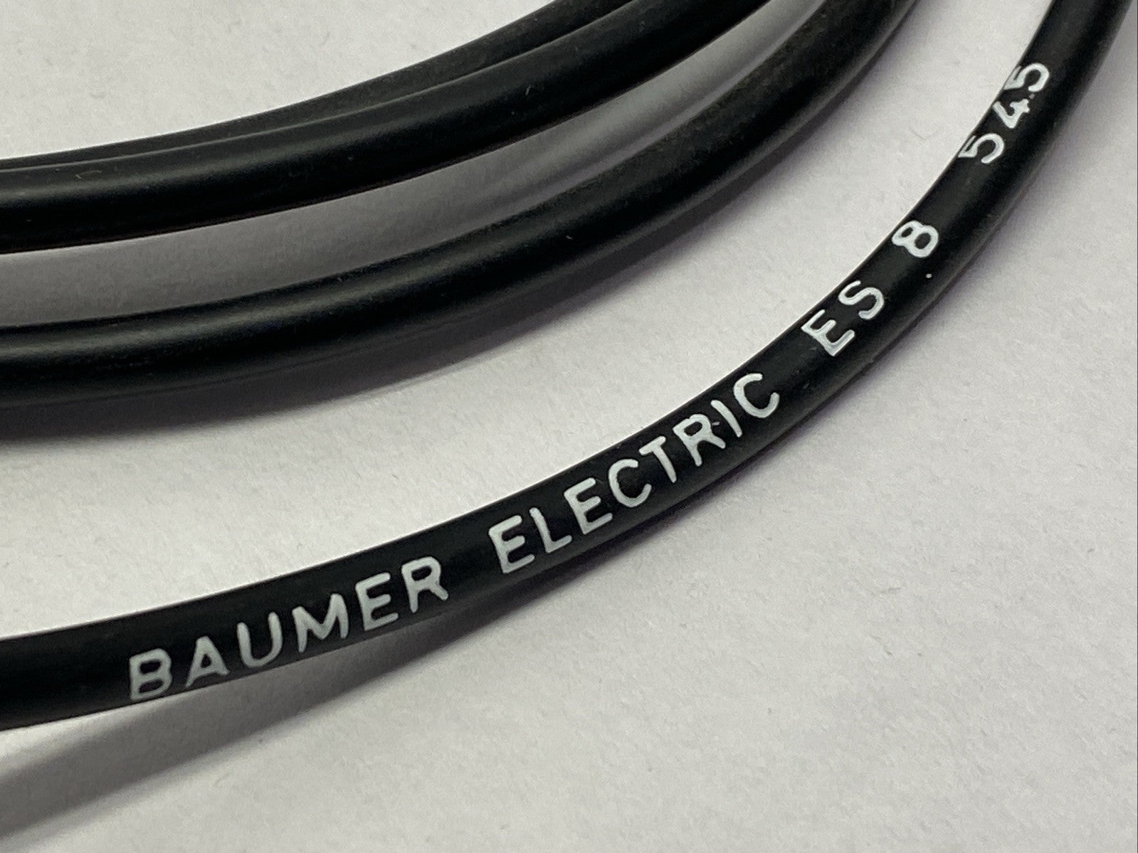Baumer Electric ES-8 Cordset 3-Pin Right Angle Female 545 - Maverick Industrial Sales