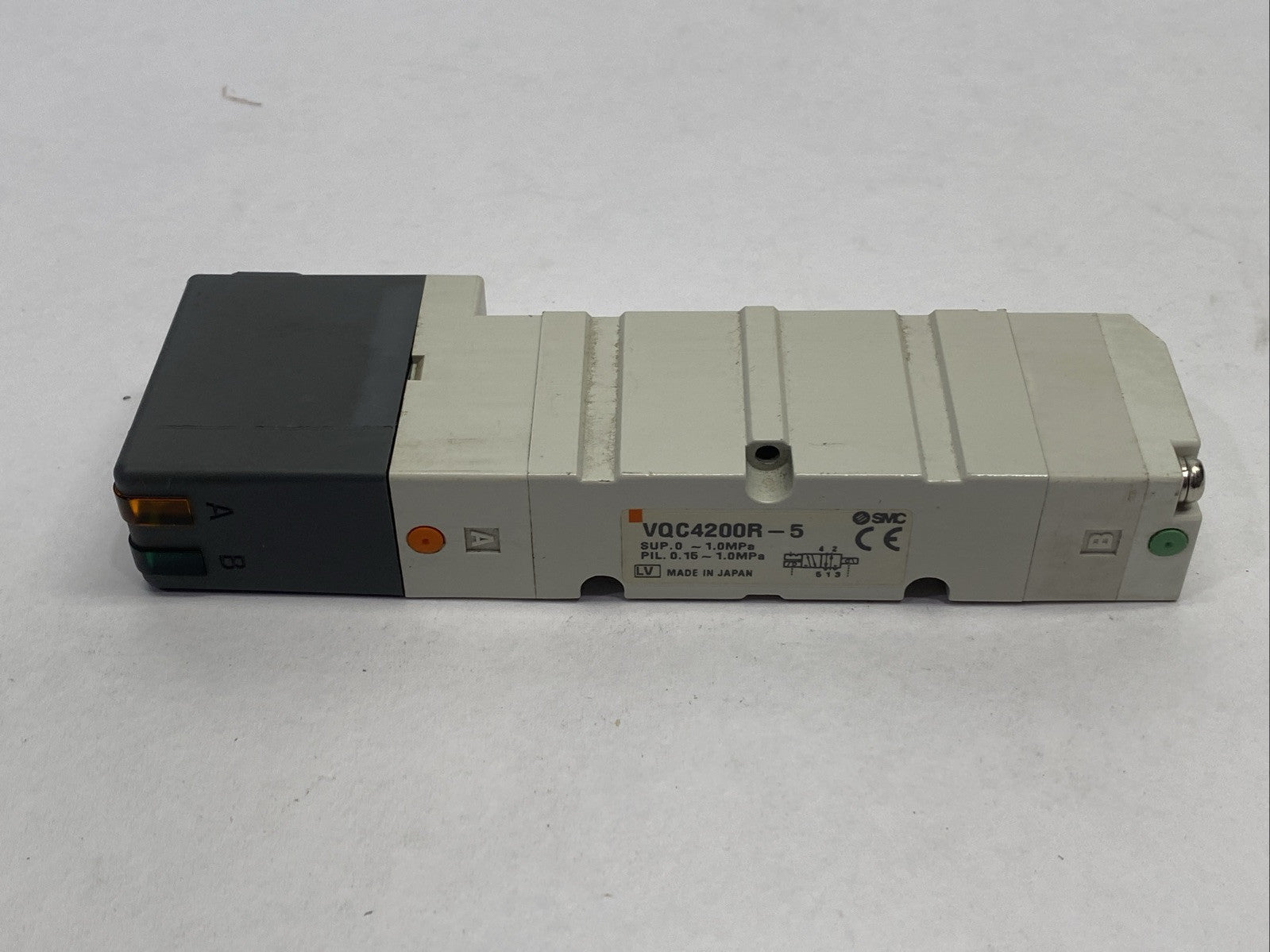 SMC VQC4200R-5 Pneumatic Manifold Solenoid Valve 5-Port - Maverick Industrial Sales