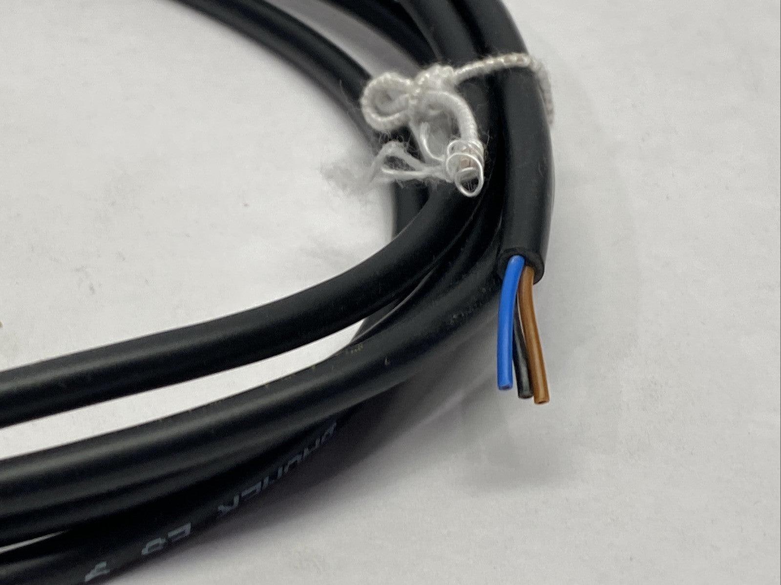 Baumer Electric ES-9 Sensor Cordset Female 3-Pin - Maverick Industrial Sales