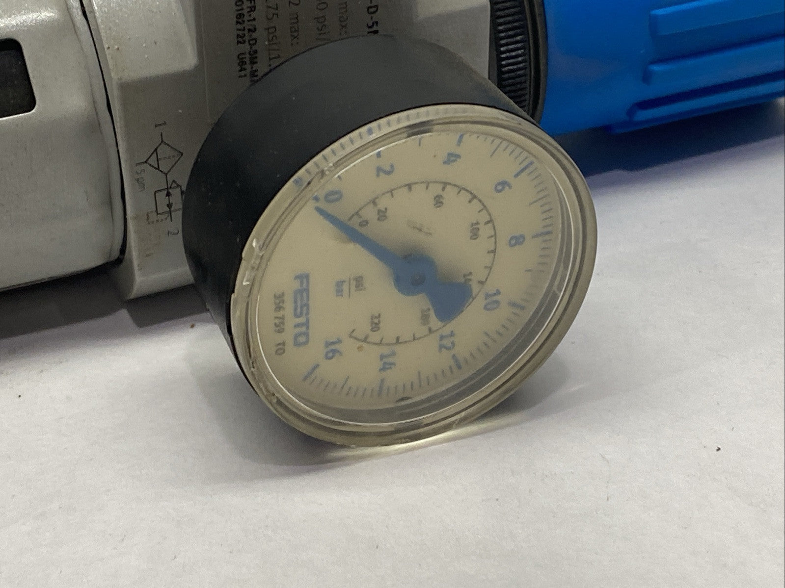 Festo LFR-D-5M-MIDI Compressed Air Filter Regulator 546461 - Maverick Industrial Sales