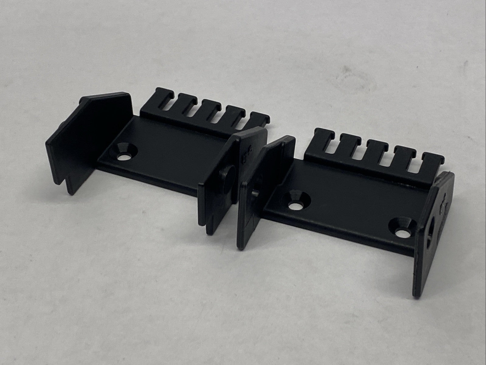 Igus 117-4-12PZ B17 Series Cable Chain Bracket Male/Female - Maverick Industrial Sales