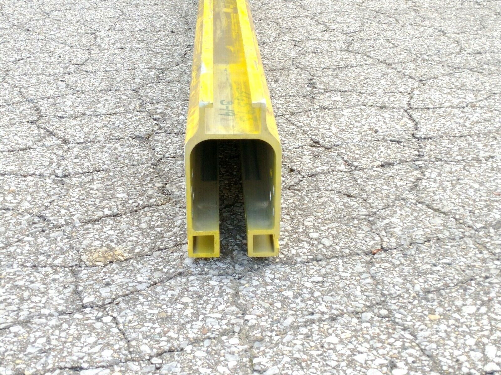 Unified Industries Inc ETA8RW17 Enclosed Rail 1000Lbs Load Capacity 17' Long - Maverick Industrial Sales