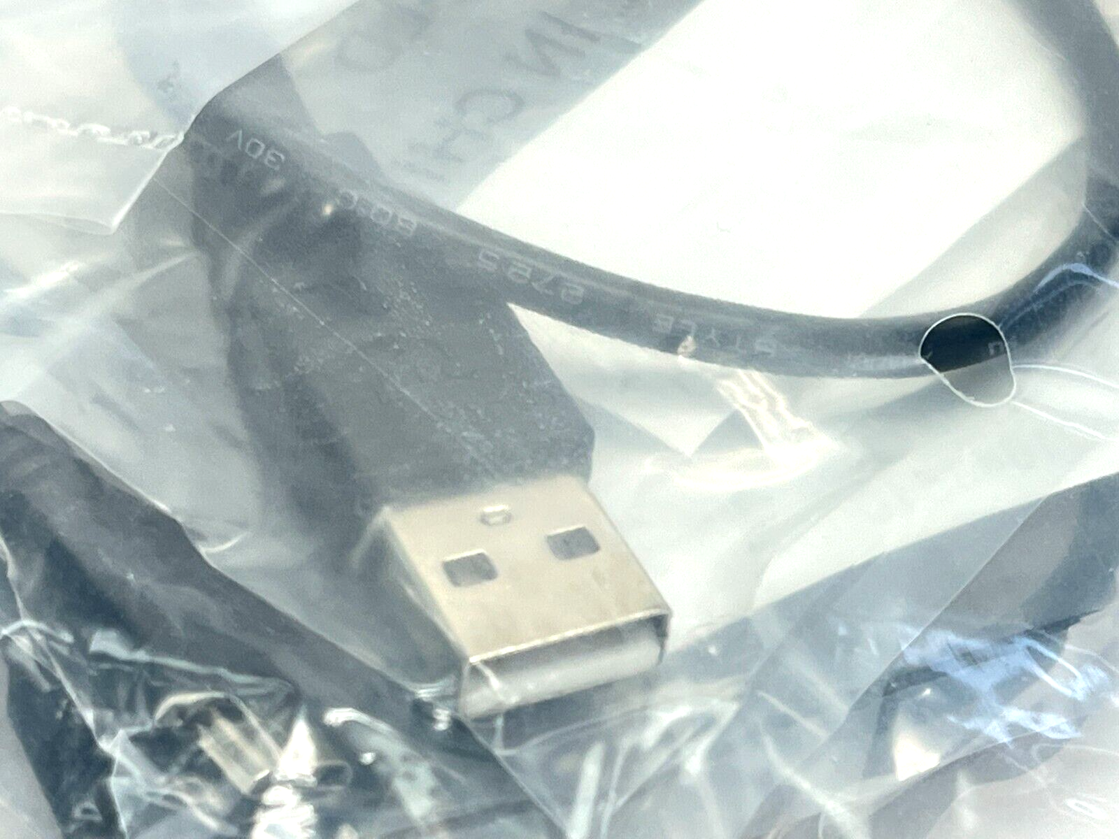 AK67421-0.3-VM | WSW Components USB 2.0 Cable A Male to Micro B Male 300mm 10QTY - New - Maverick Industrial Sales