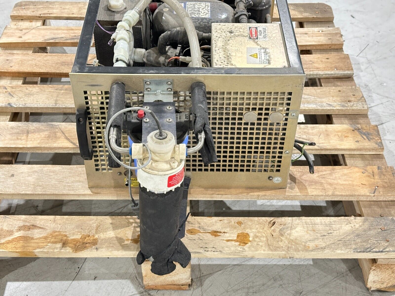 Alase Technologies Cooler For VersaScribe DP20 Copeland FTAH-A033-IAV-201 - For parts or not working - Maverick Industrial Sales