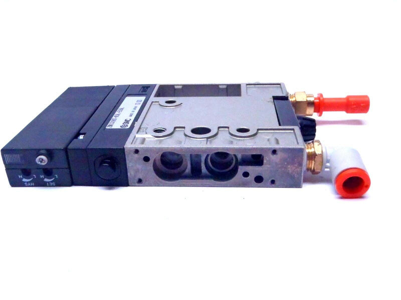 SMC ZM131HT-K5L-E55L ZSE1-00-55L Vacuum Ejector w/ Switch - Maverick Industrial Sales