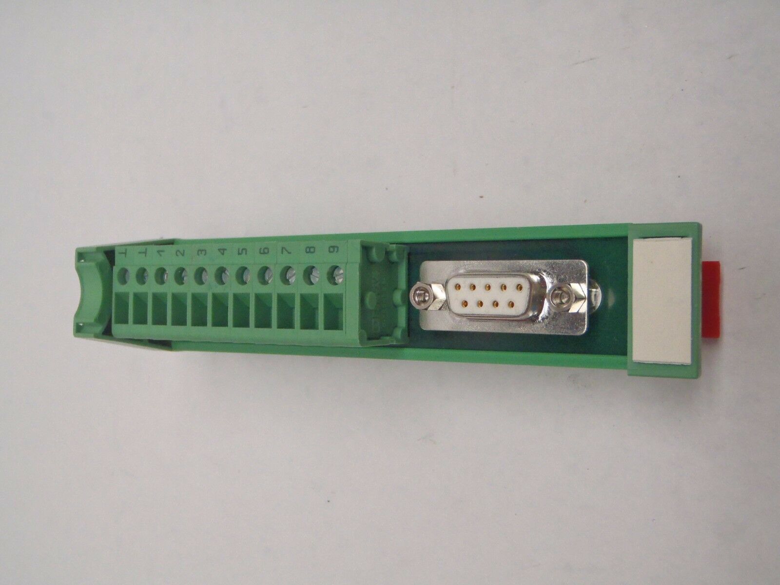 PHOENIX CONTACT 2959560 UM25-D 9SUB/B/FRONT/Q VARIOFACE SLIM LINE 9POS R/ANGLE - Maverick Industrial Sales