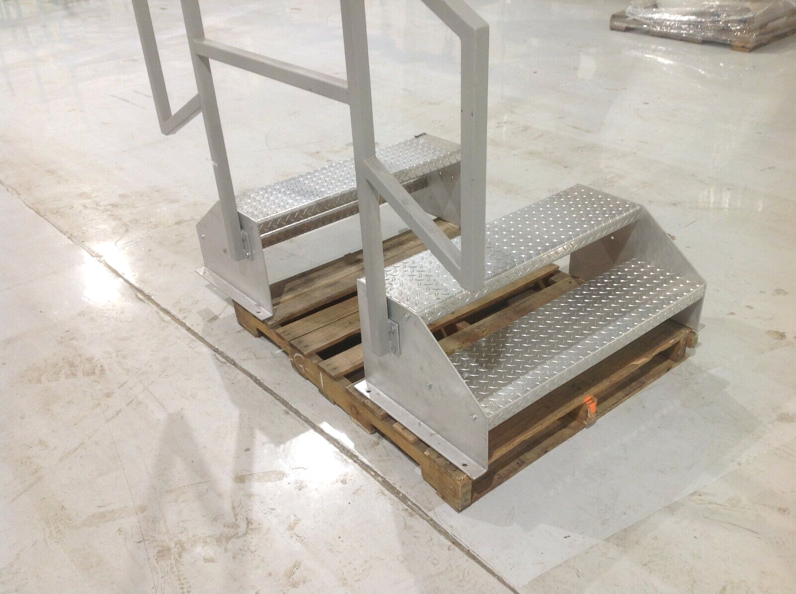Industrial Inspection Access Conveyor Stairway 59.5" X 40", 20" Gap 14" Stair Ht - Maverick Industrial Sales