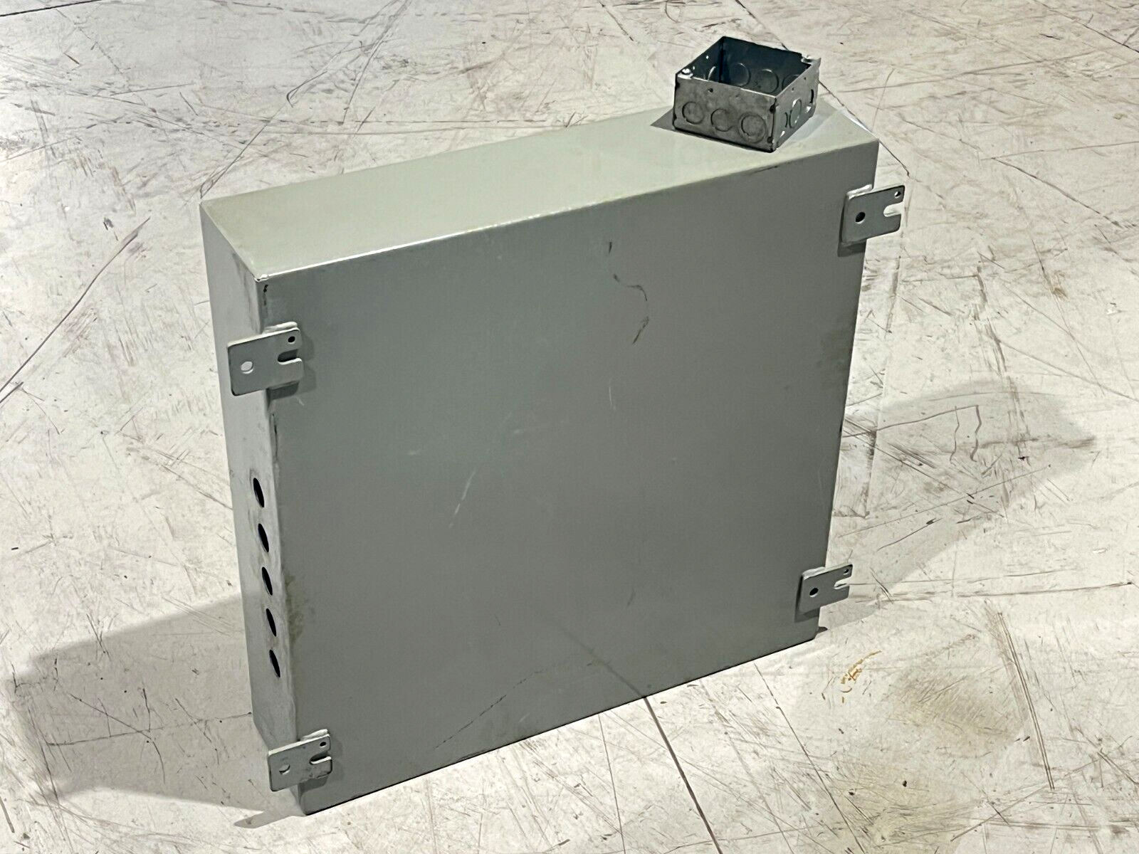 Hoffman A242406LP Industrial Control Panel Enclosure 24" x 24" x 6" Type 12,13 - Maverick Industrial Sales