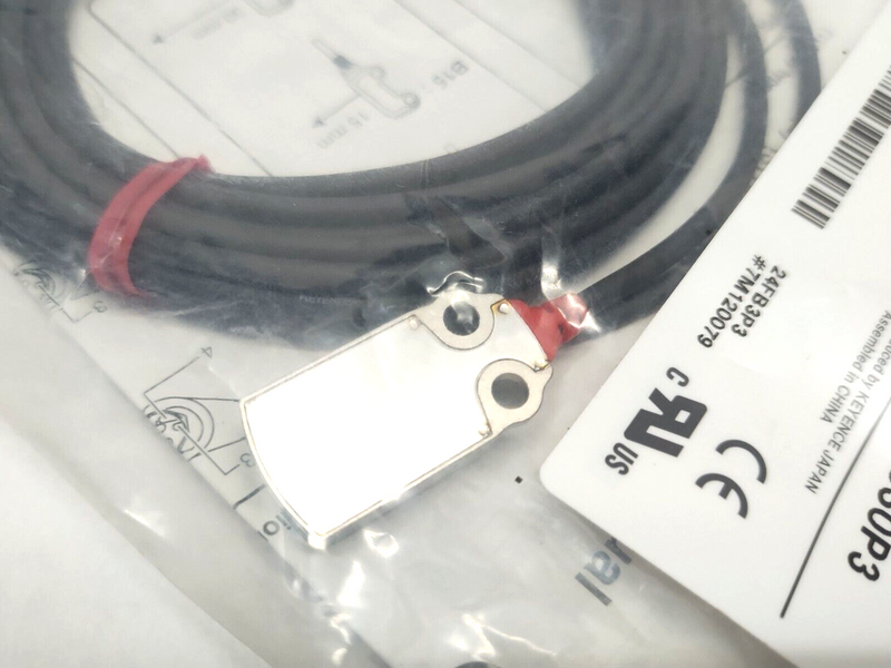 Keyence PR-FB30P3 Flat Reflective Background Suppression Photoelectric Sensor - Maverick Industrial Sales