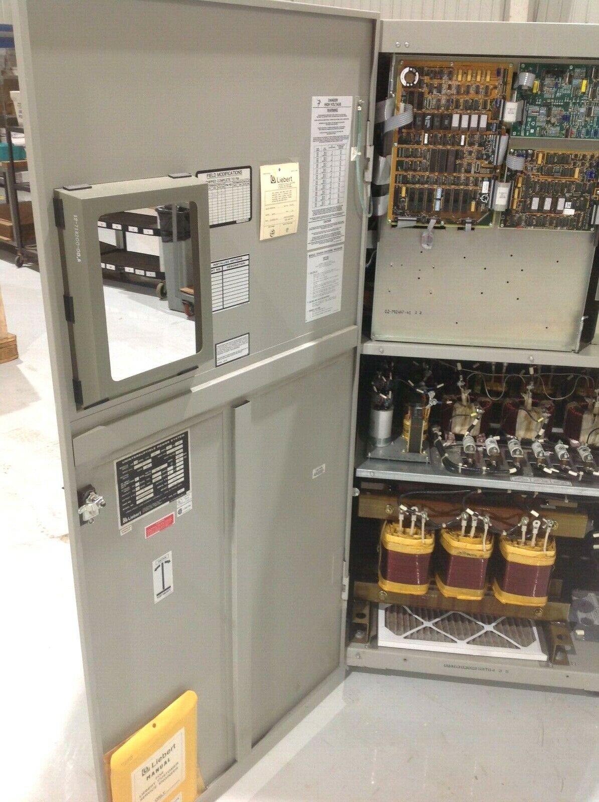 Liebert UDA63030C25RT04 AP341 Series Uninterupted Power Supply 480 VAC 37A 31KVA - Maverick Industrial Sales