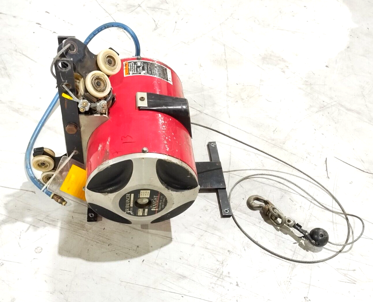 Knight KBA 350-073 Air Balancer 350lb Weight Capacity - Maverick Industrial Sales