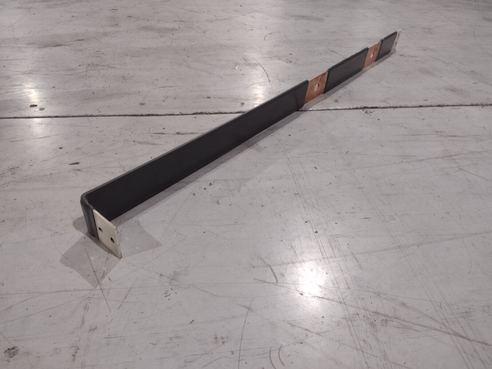 Powell 41417PBDA10576 Conductor Bar Vert 90 Elbow 0.25 x 4.00 inch Bus Bar - Maverick Industrial Sales