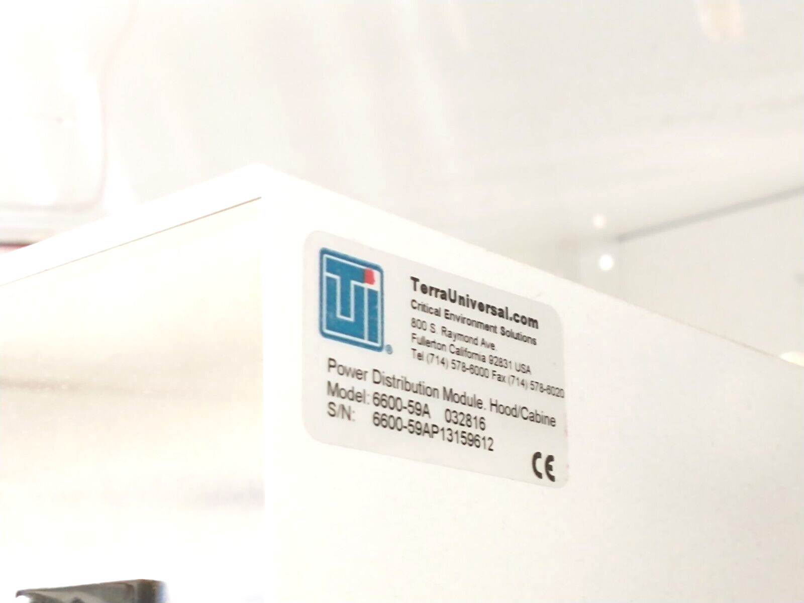 4101-20D-HD, PCS-SDPVC | Terra Universal 4101-20D-HD Garment Cabinet w/ HEPA Filter/Blower, 52"W x 26.5"D - Used - Maverick Industrial Sales