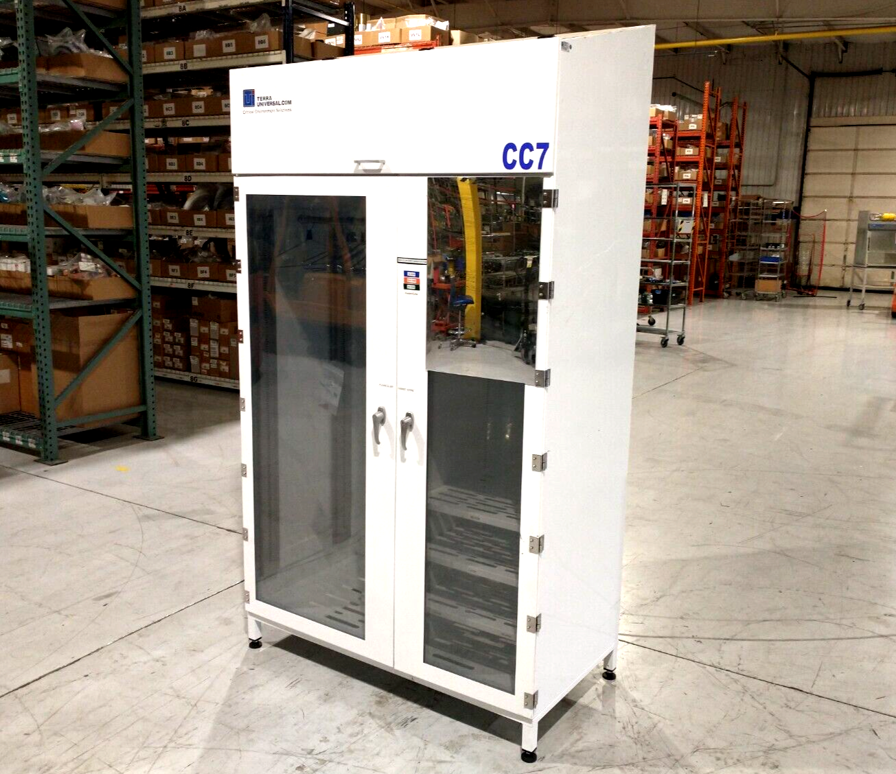 4101-20D-HD, PCS-SDPVC | Terra Universal 4101-20D-HD Garment Cabinet w/ HEPA Filter/Blower, 52"W x 26.5"D - Used - Maverick Industrial Sales