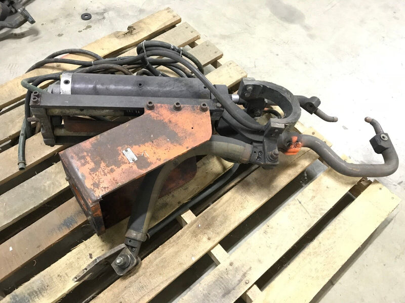 Milco Robot Pinch Type Weld Gun Spot Welder - Maverick Industrial Sales