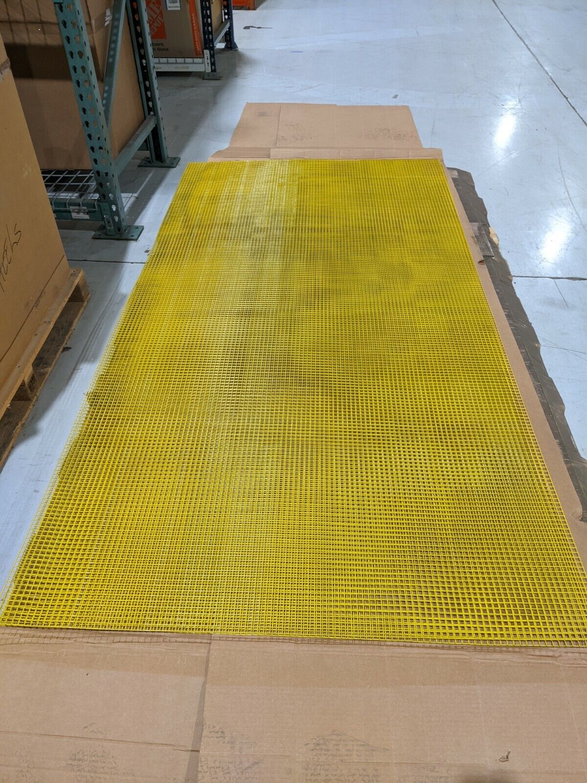 Unknown | Wire Mesh Pallet Rack Back Guard 1/2