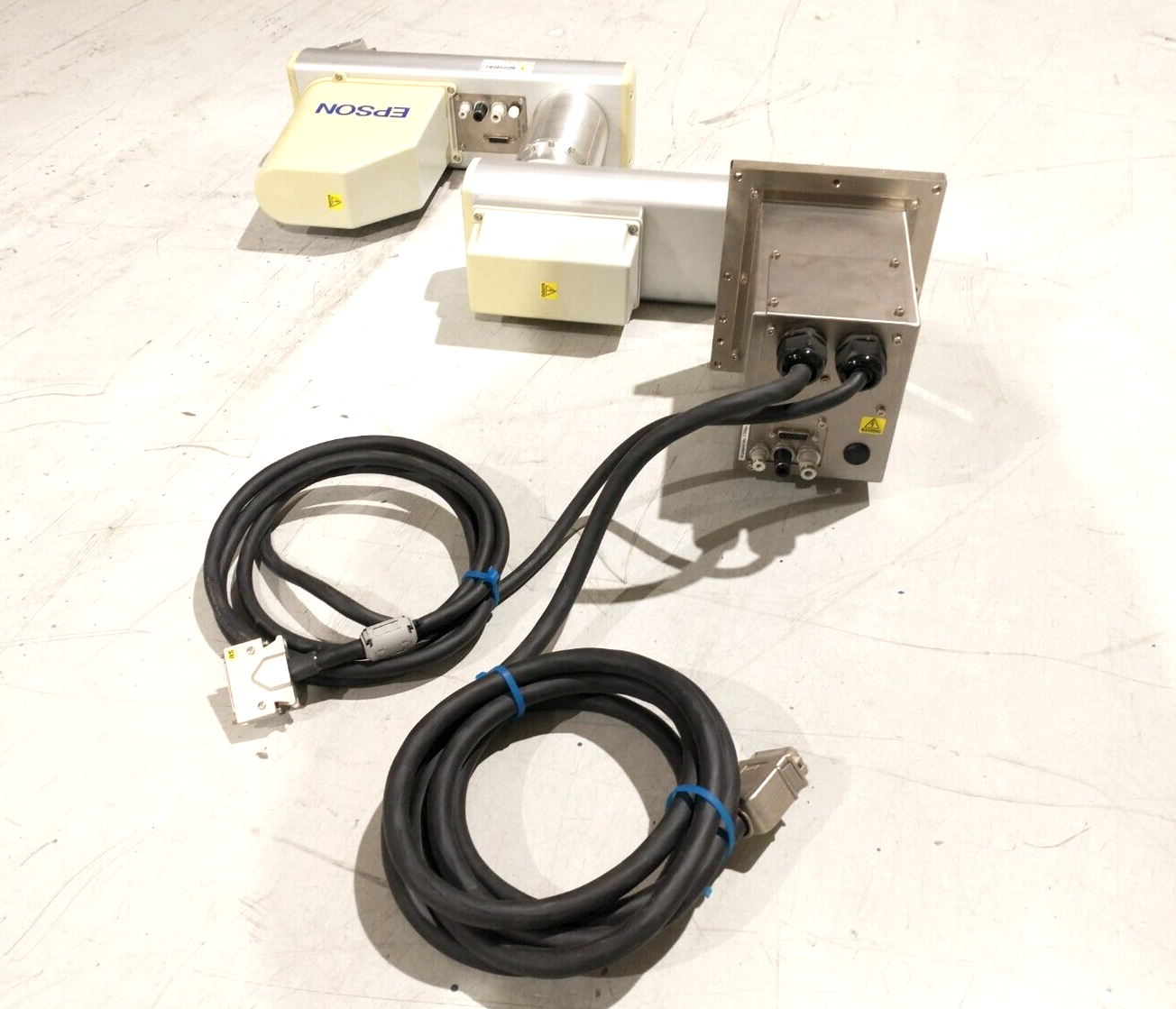 Seiko Epson RS4-551S Spider Ceiling Mounted 4-Axis SCARA Robot 4kg Payload - Maverick Industrial Sales