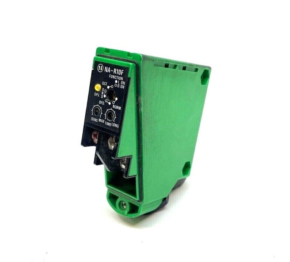 Takex NA-R10F Diffuse Reflector Photoelectric Sensor - Maverick Industrial Sales