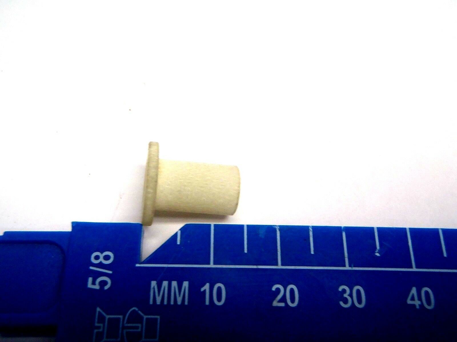 Lot of (170) 3700-20-2509 Kickless Cable Screw Insulators 7.9375mm OD x 10mm - Maverick Industrial Sales
