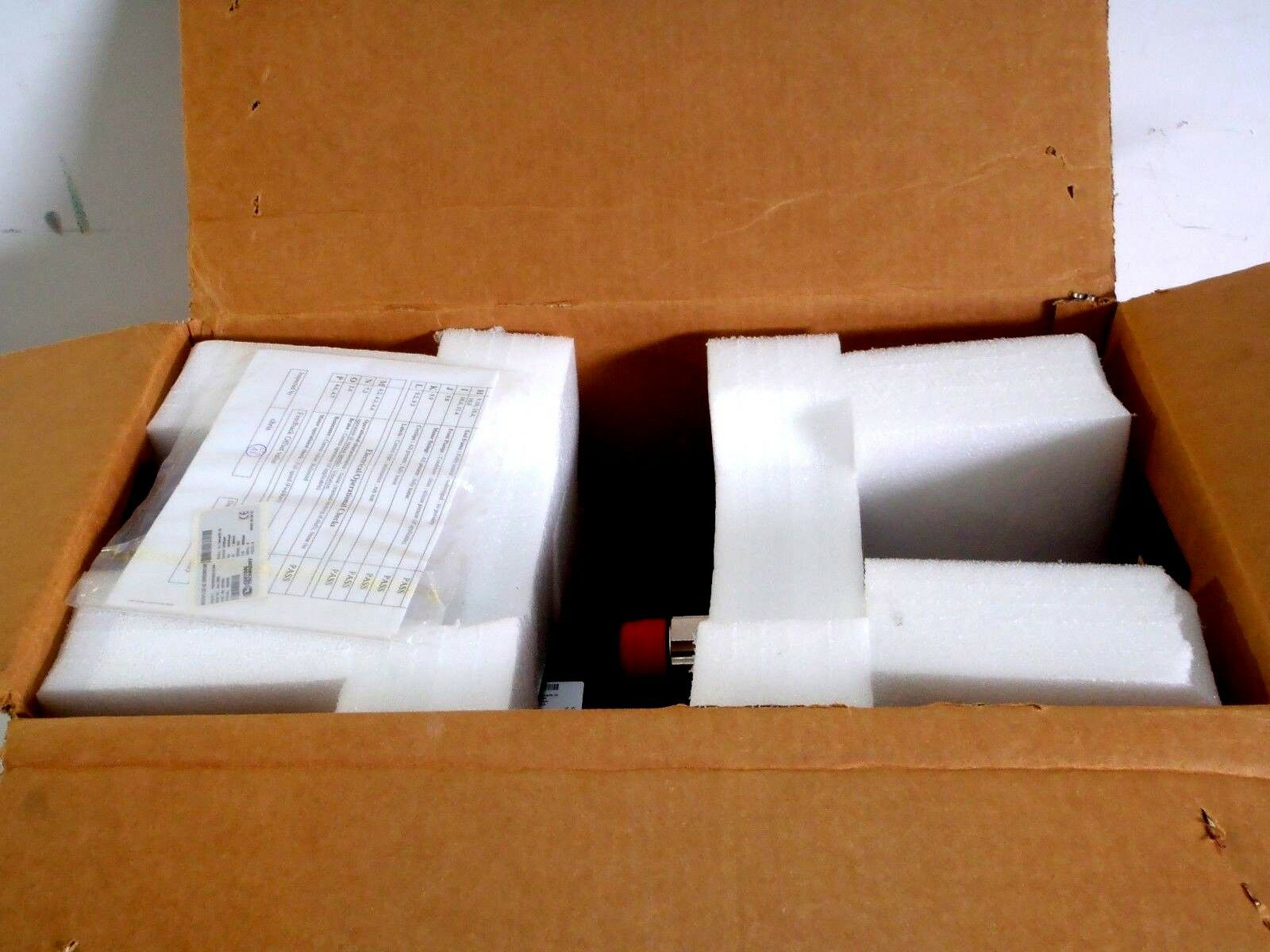 Control Techniques 190UMB301CACAA Brushless AC Servo Motor 3000 RPM - Maverick Industrial Sales
