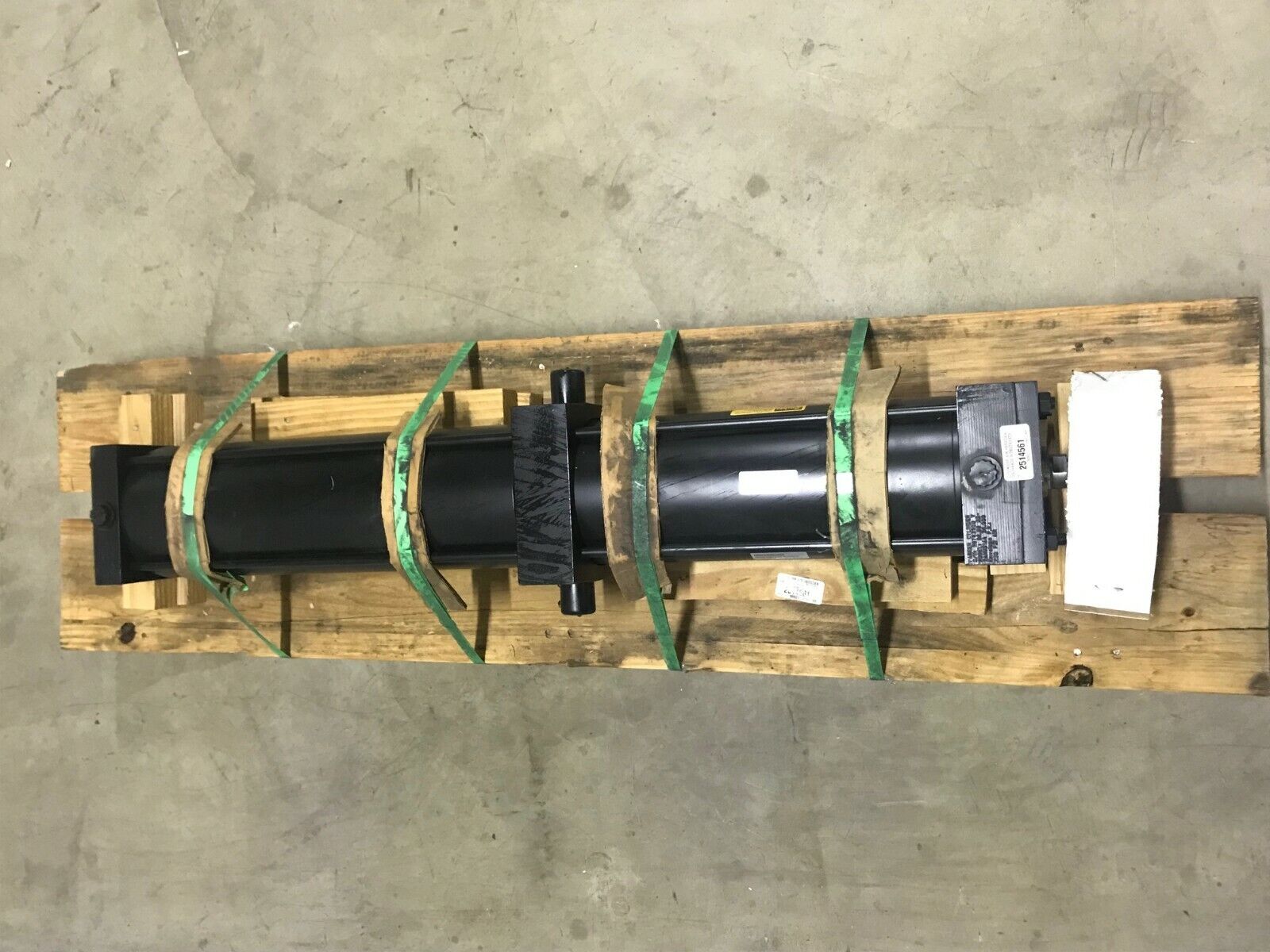 Parker Series 2AN Model 06.00 DD2ANUS14A 36.000 36" Pneumatic Air Cylinder - Maverick Industrial Sales