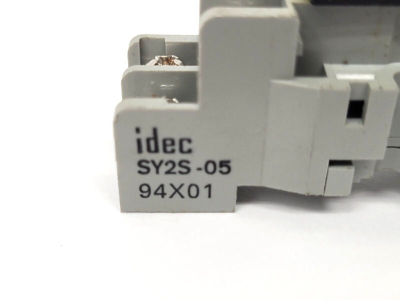 IDEC SY2S-05 Base w/ RY2S-U Relay LOT OF 2 - Maverick Industrial Sales