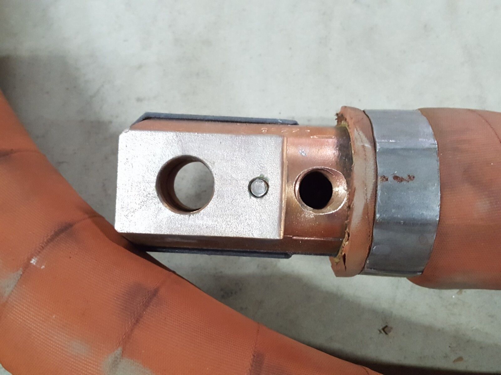 Robot Welding Jumper Cable Water Cooled B-6 Ends 1000 MCM 10' Foot - Maverick Industrial Sales