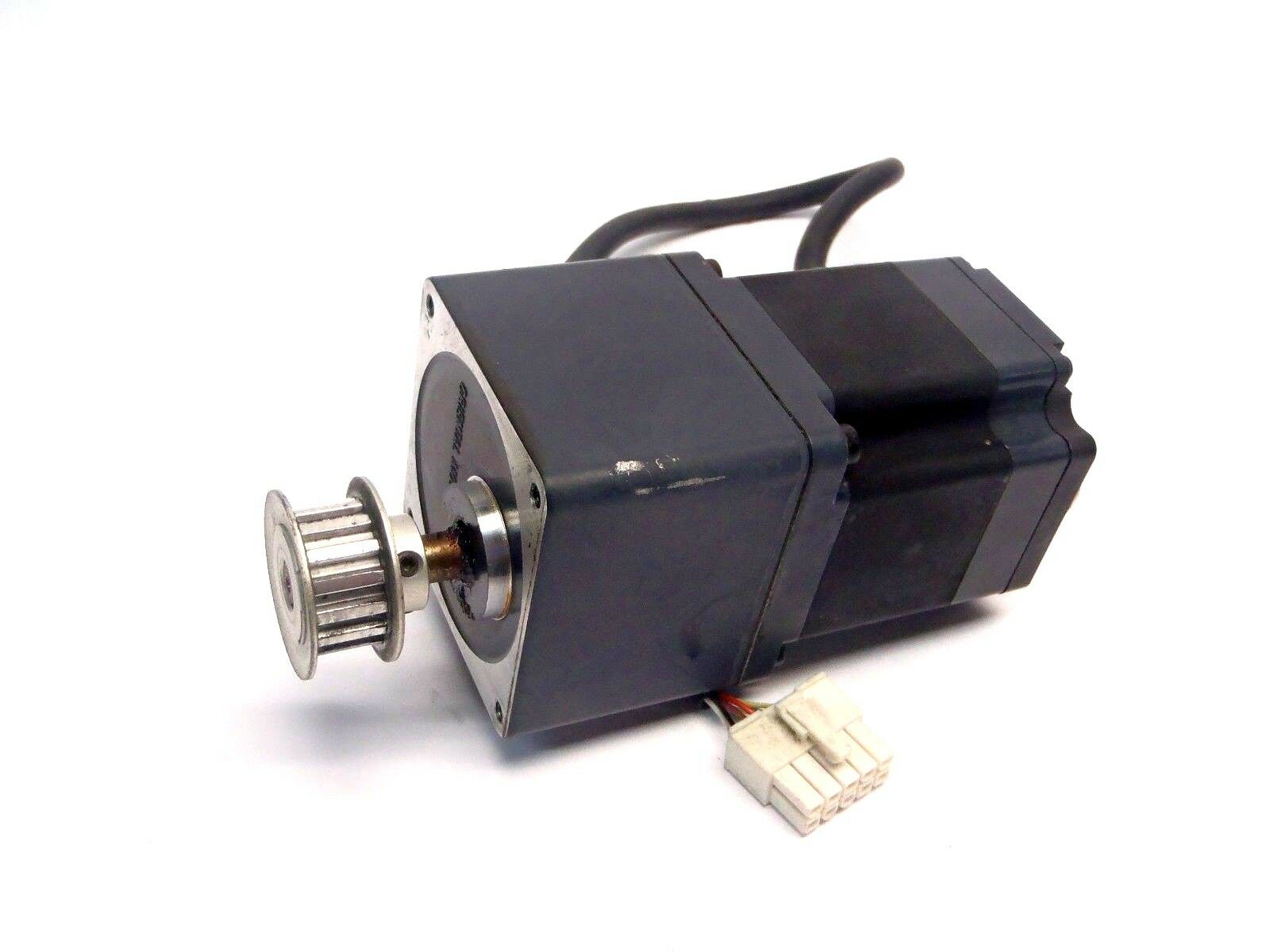 Oriental Motor Co Vexta ASM66AK-T3.6 Closed Loop Step Motor 32mm Shaft Length - Maverick Industrial Sales