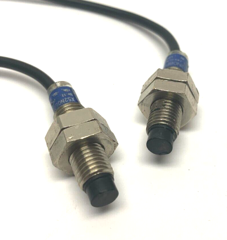 Telemecanique XS2N08PA340 Proximity Sensor 12-24VDC 200mA LOT OF 2 - Maverick Industrial Sales