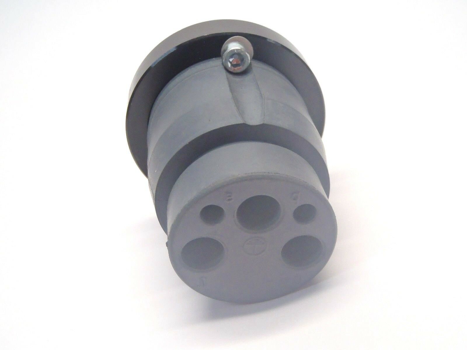 Multi-Contact TSS/L-M5X25 Photovoltaic Flange 135A / 690V Max - Maverick Industrial Sales