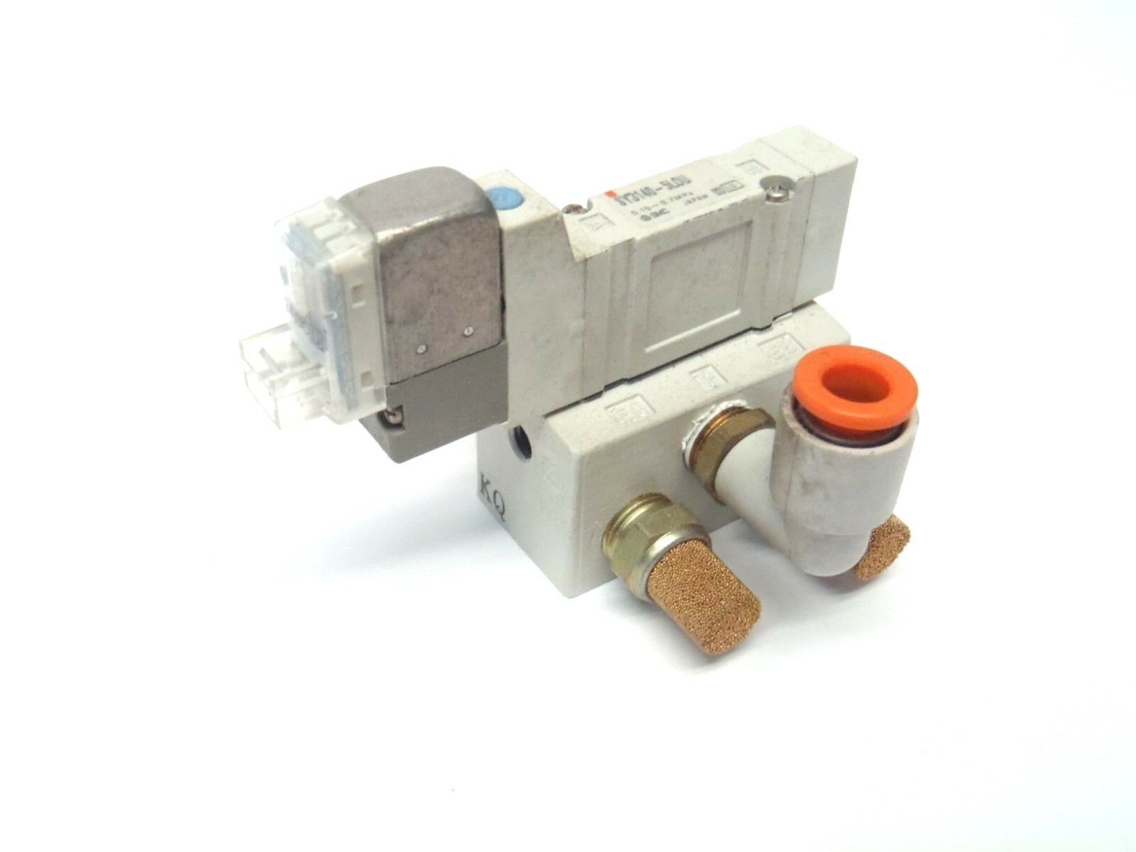 SMC SY3140-5LOU Pneumatic Solenoid Valve with Base Mount DC 1/8" NPT - Maverick Industrial Sales