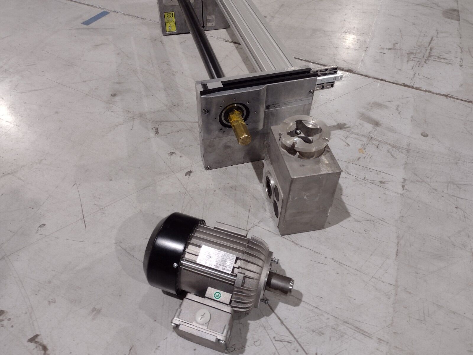 Bosch Rexroth 3842998234 AS 2/R-2200 VPLUS Drive Module 800 mm Motor Detached - Maverick Industrial Sales