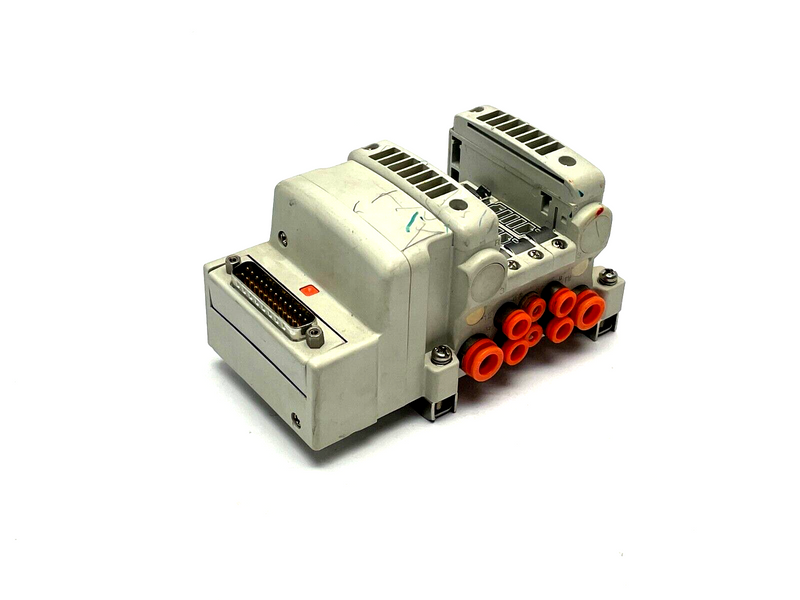 SMC VV5QC11-03N7FD0-D0S Plug-In Manifold Base w/ Din Rail Mount - Maverick Industrial Sales