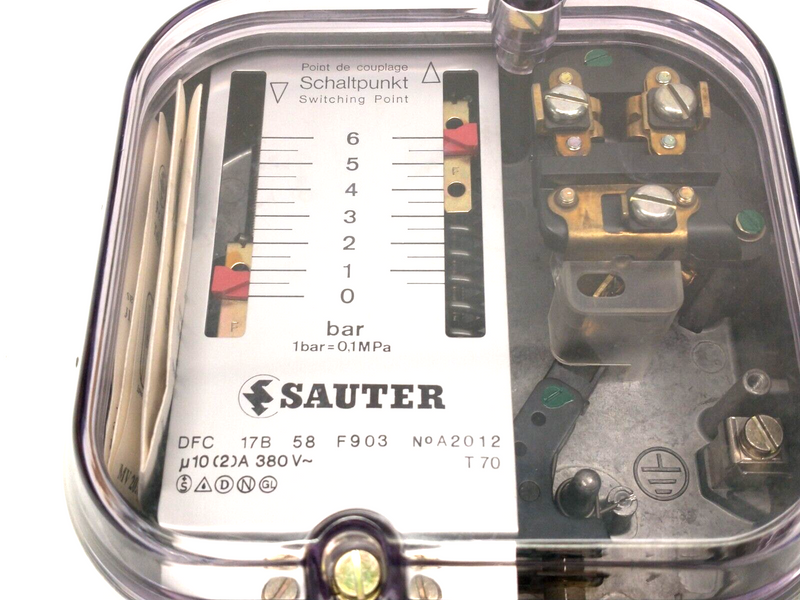 Sauter DFC17B58F903 Heavy-Duty Pressure Switch 0 - 6bar A2012 T70 - Maverick Industrial Sales