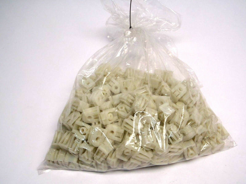 Lot of (170) White Clip Style Cable Tie Mount Vario Clip 1/2" x 1" - Maverick Industrial Sales