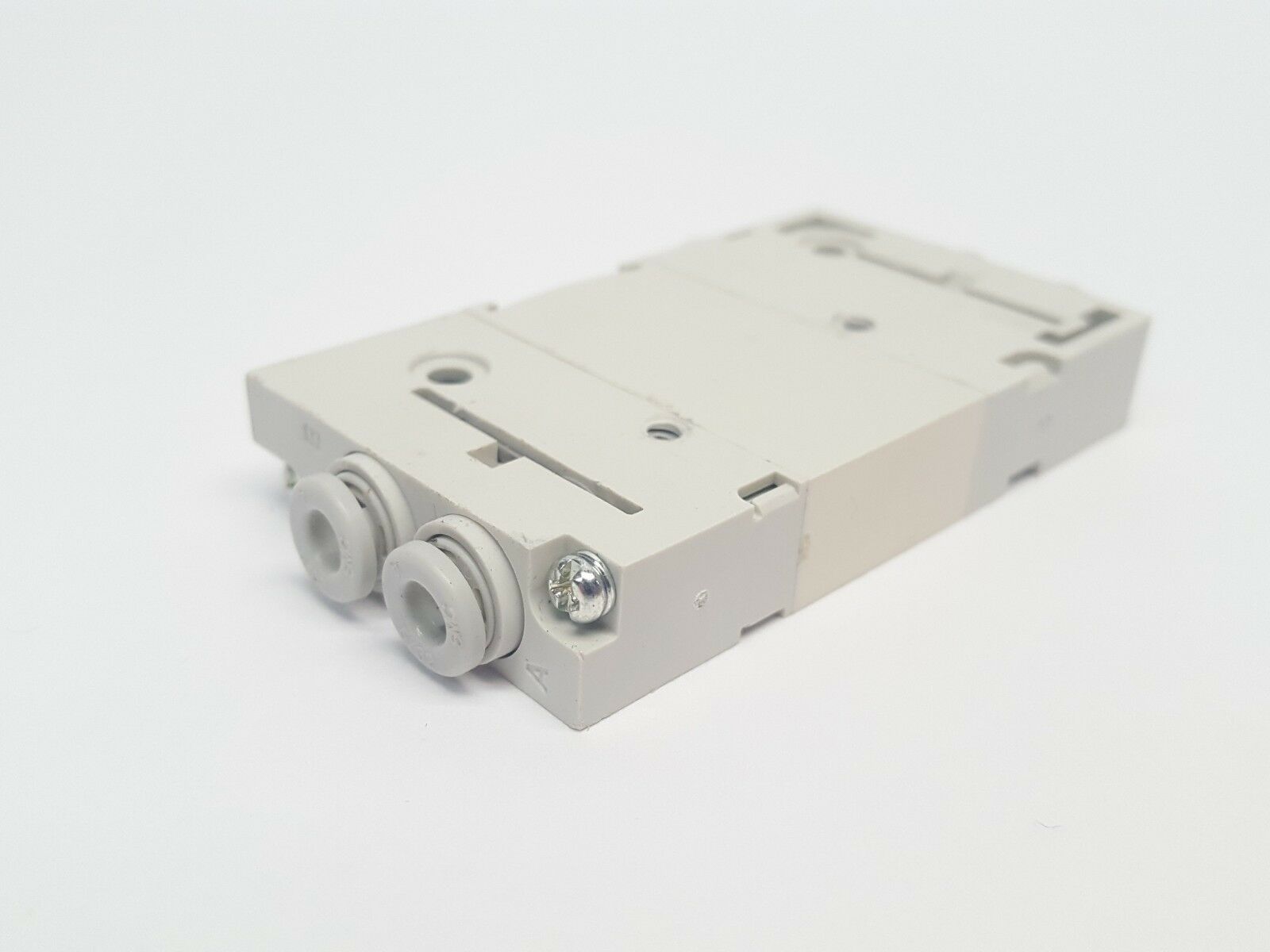 SMC VQ1000-FPG-C4C4-F Check Block Perfect Double 4mm Fittings - Maverick Industrial Sales