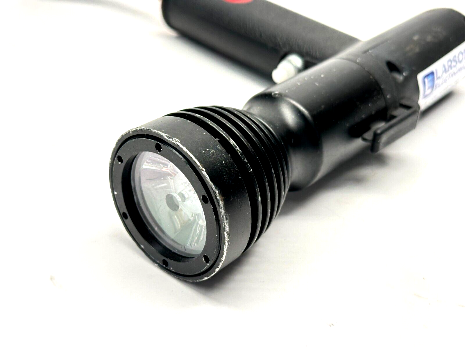 Larson HL-85-10W1-NC Pistol Grip Style LED Light 12VDC 100W Plug - For parts or not working - Maverick Industrial Sales