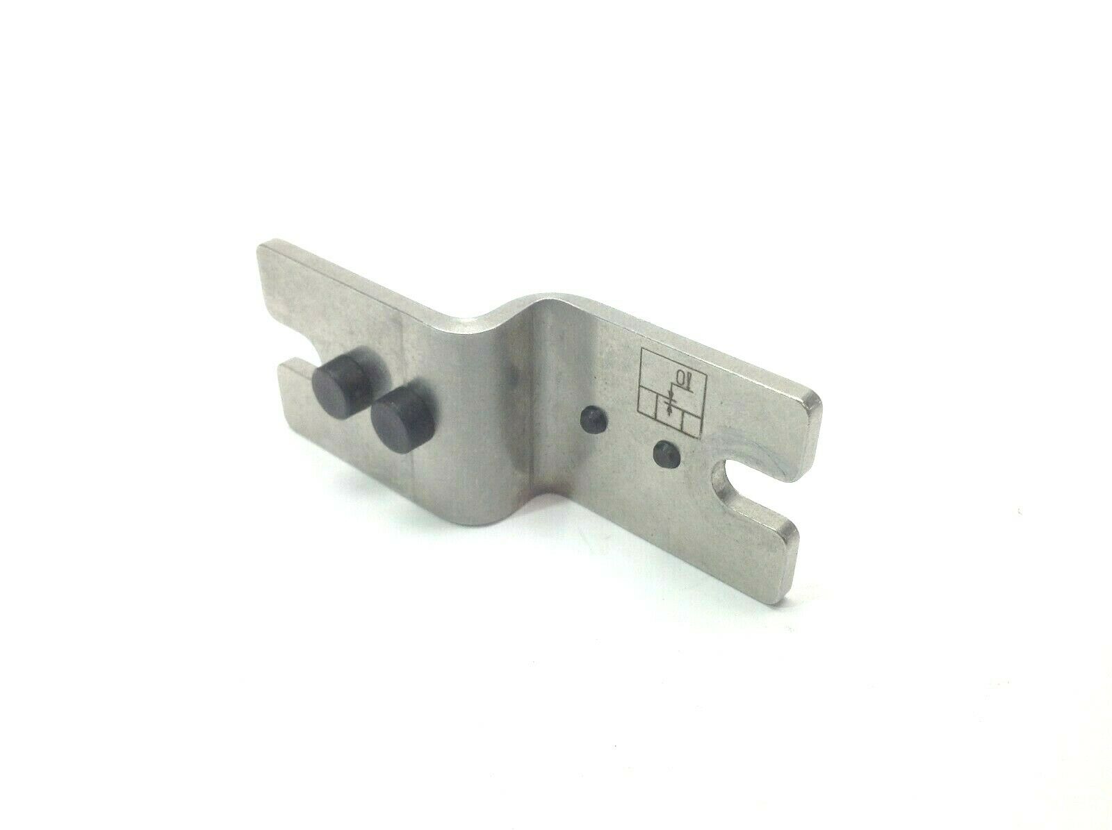 Bosch Rexroth Offset Mount Conveyor Bracket 40mm x 100mm - Maverick Industrial Sales