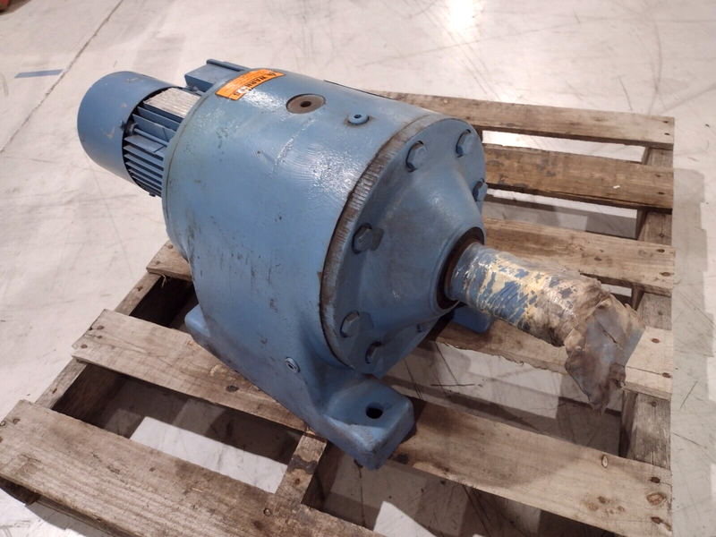 SEW Gearmotor R80DT80N4BM1HR with DFT80N4BM1HR 230/460V 90.71 1700/19 - Maverick Industrial Sales